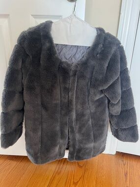Women’s Faux Fur Jacket